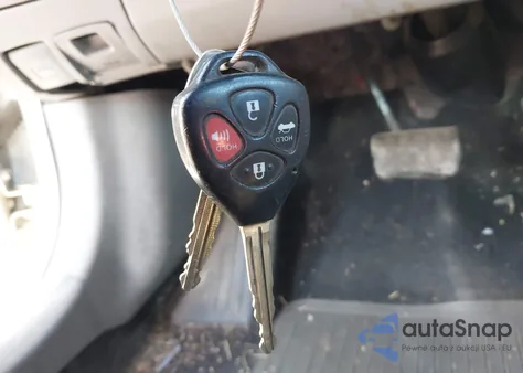 2011 Toyota Corolla Le z USA, uszkodzony, nr VIN 2T1BU4EE4BC556801